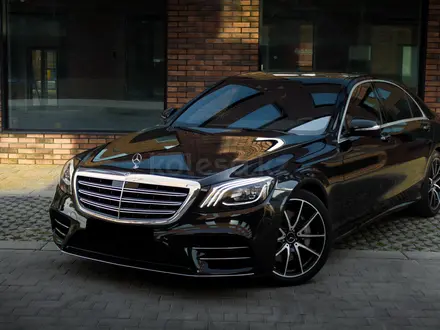 Mercedes-Benz S 560 2017 года за 55 000 000 тг. в Алматы – фото 14