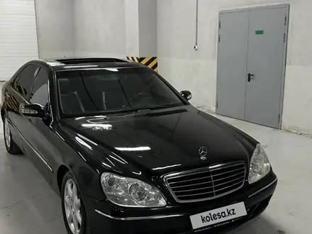 Mercedes-Benz S 500 2003 года за 4 100 000 тг. в Астана