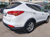 Hyundai Santa Fe 2013 года за 8 800 000 тг. в Астана – фото 5