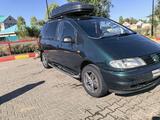 Volkswagen Sharan 1996 годаүшін2 200 000 тг. в Актобе – фото 4