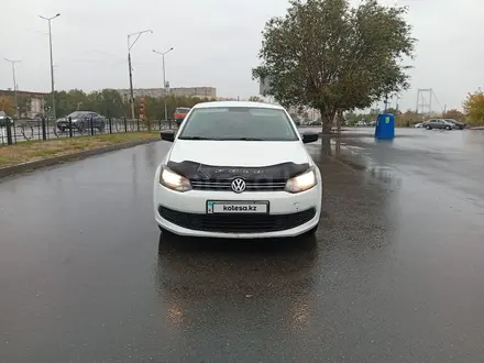 Volkswagen Polo 2015 года за 3 000 000 тг. в Семей – фото 3