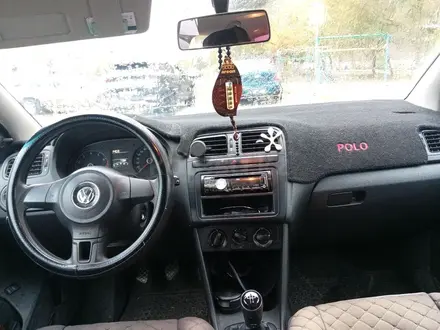 Volkswagen Polo 2015 года за 3 000 000 тг. в Семей – фото 7