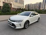 Toyota Camry 2017 годаүшін13 900 000 тг. в Шымкент