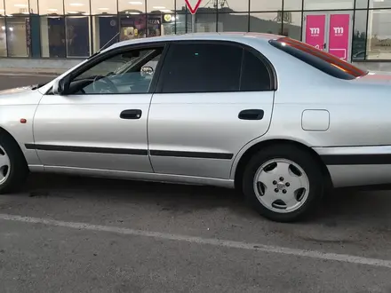 Toyota Carina E 1997 года за 2 900 000 тг. в Алматы – фото 9