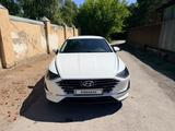 Hyundai Sonata 2023 года за 10 350 000 тг. в Караганда