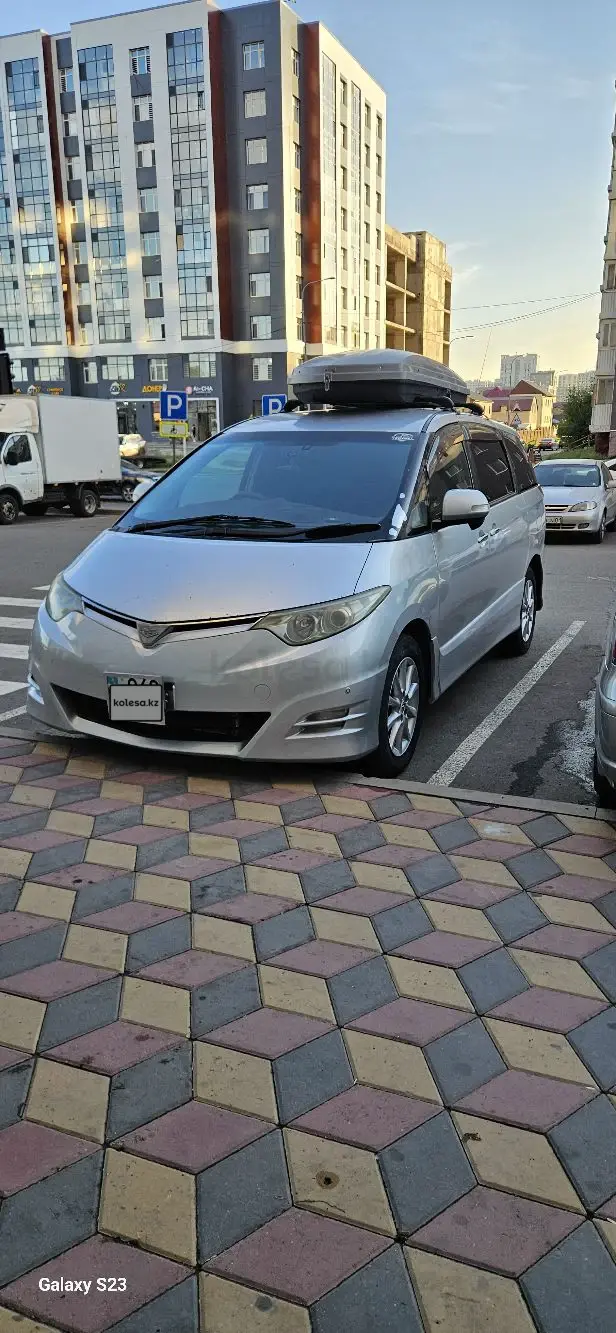 Toyota Estima, 2006