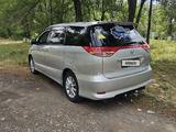 Toyota Estima 2006 года за 6 826 470 тг. в Семей – фото 4