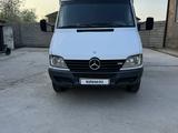 Mercedes-Benz Sprinter 2001 года за 12 500 000 тг. в Шымкент – фото 2