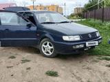 Volkswagen Passat 1994 годаfor1 150 000 тг. в Уральск – фото 2