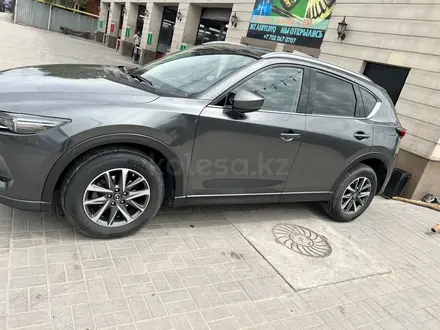 Mazda CX-5 2019 года за 16 000 000 тг. в Алматы – фото 2