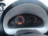 Mitsubishi Carisma 1998 года за 980 000 тг. в Актобе – фото 2
