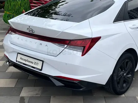 Hyundai Elantra 2023 года за 7 290 000 тг. в Алматы – фото 11