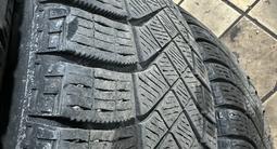 4 балона Pirelli 245/45/18 ice zero за 90 000 тг. в Караганда – фото 3