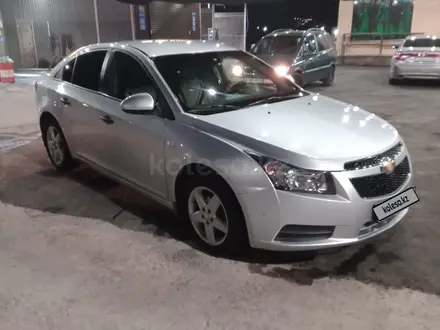 Chevrolet Cruze 2012 года за 4 000 000 тг. в Шымкент – фото 3