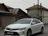 Toyota Camry 2017 года за 14 500 000 тг. в Алматы – фото 2