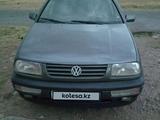 Volkswagen Vento 1993 года за 850 000 тг. в Шымкент – фото 3