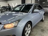 Chevrolet Cruze 2010 года за 3 700 000 тг. в Астана – фото 2