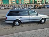 Volkswagen Passat 1994 годаүшін2 200 000 тг. в Астана – фото 3