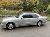 Mercedes-Benz E 320 2001 годаүшін4 900 000 тг. в Алматы – фото 3