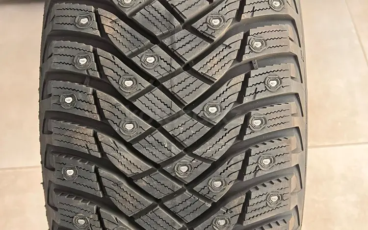 235/50R20 UltraGrip Arctic 2 SUV D-Stud 104T Goodyearүшін140 000 тг. в Алматы