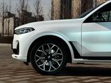 BMW X7 2019 года за 35 500 000 тг. в Астана – фото 3