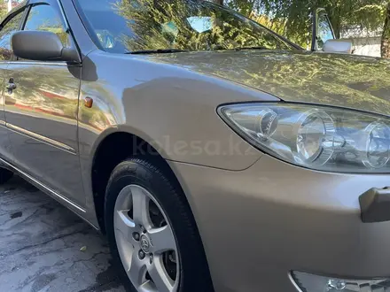 Toyota Camry 2004 года за 5 350 000 тг. в Шымкент – фото 3