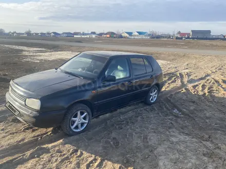 Volkswagen Golf 1994 года за 1 200 000 тг. в Уральск – фото 2