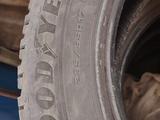 Шины 235/55R17 Goodyear зима за 60 000 тг. в Астана