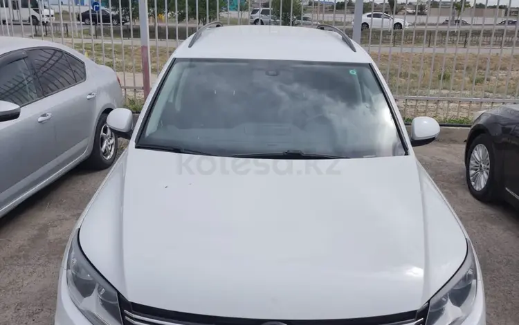 Volkswagen Tiguan 2015 года за 7 000 000 тг. в Атырау