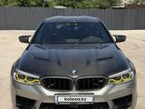 BMW M5 2019 года за 45 000 000 тг. в Алматы – фото 2