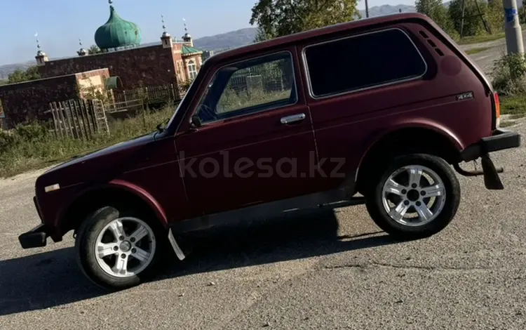 ВАЗ (Lada) Lada 2121 2001 годаүшін1 500 000 тг. в Усть-Каменогорск