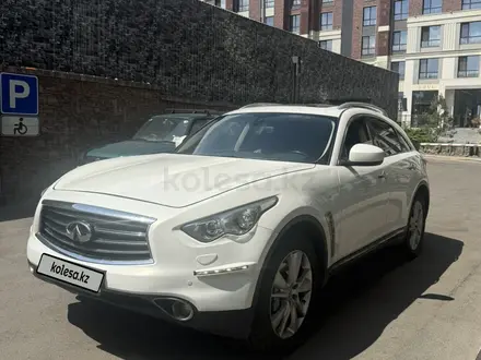 Infiniti FX37 2012 года за 7 355 000 тг. в Алматы – фото 2