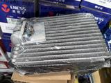 Задний испаритель кондиционера радиатор Land Cruiser 100 LX470 за 60 000 тг. в Шымкент