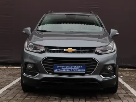 Chevrolet Tracker 2020 года за 6 790 000 тг. в Алматы – фото 2