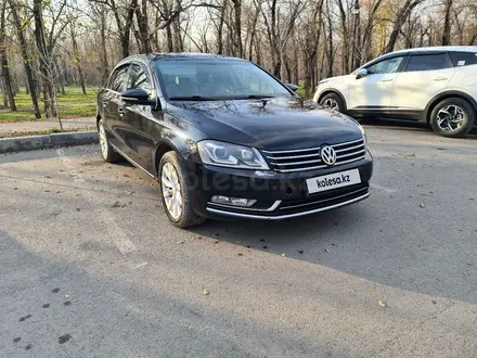 Volkswagen Passat 2011 года за 5 500 000 тг. в Алматы – фото 3