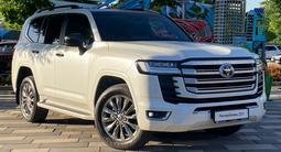 Toyota Land Cruiser 2023 года за 55 490 000 тг. в Алматы – фото 3