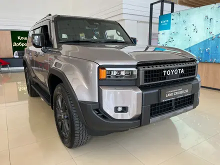 Toyota Land Cruiser Prado Luxe 2025 года за 51 890 000 тг. в Караганда – фото 2