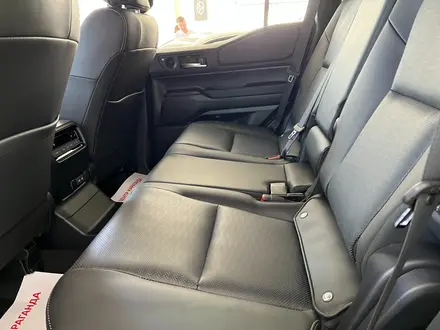 Toyota Land Cruiser Prado Luxe 2025 года за 51 890 000 тг. в Караганда – фото 17
