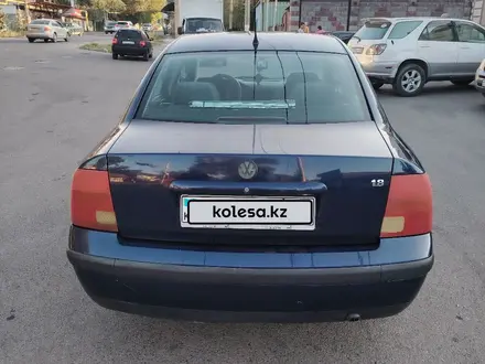 Volkswagen Passat 2000 года за 1 600 000 тг. в Алматы – фото 5