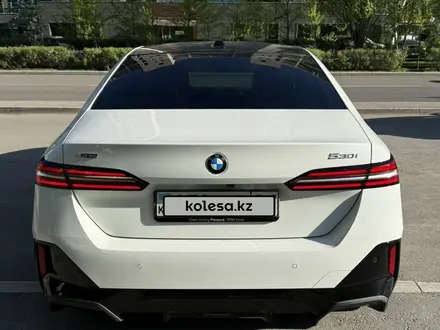 BMW 530 2024 года за 38 900 000 тг. в Астана – фото 6