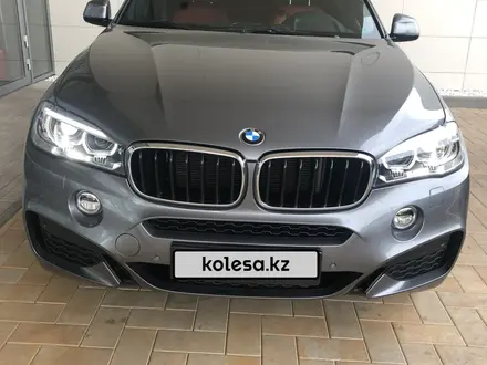 BMW X6 2018 года за 22 500 000 тг. в Астана – фото 2