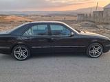 Mercedes-Benz E 320 2000 года за 3 900 000 тг. в Шымкент – фото 5
