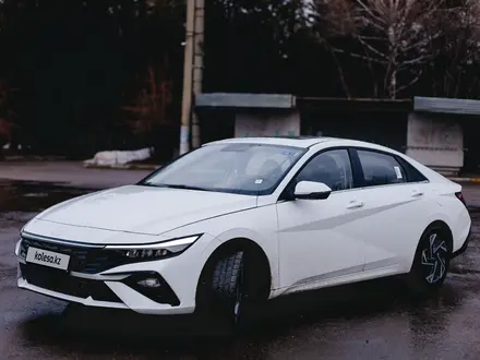Hyundai Elantra 2023 года за 9 499 999 тг. в Петропавловск – фото 5