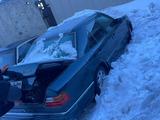 Mercedes-Benz E 260 1992 годаүшін690 000 тг. в Петропавловск – фото 2