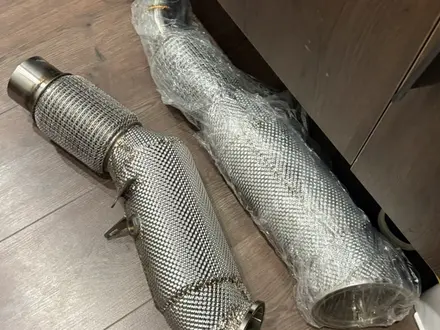 Даунпайп downpipe выхлоп bmw b48 520-530-540 g30 b58 x5 за 130 000 тг. в Астана – фото 2