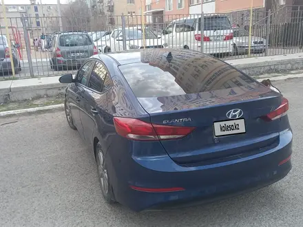 Hyundai Elantra 2017 года за 4 600 000 тг. в Атырау – фото 3