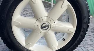 Комплект колёс в сборе шины и диски для нисана за 250 000 тг. в Алматы