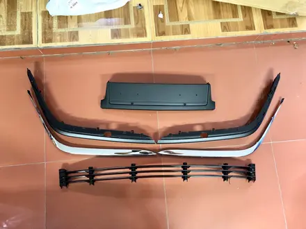 Накладки, молдинги, хром, решетка BMW E38 7 серии за 7 000 тг. в Астана