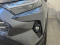 Toyota RAV4 Luxe 2023 года за 22 240 000 тг. в Актобе – фото 4