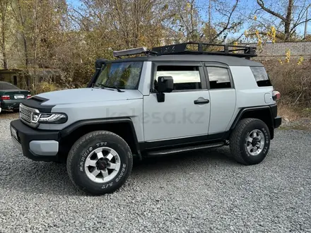 Toyota FJ Cruiser 2007 года за 12 000 000 тг. в Усть-Каменогорск – фото 2